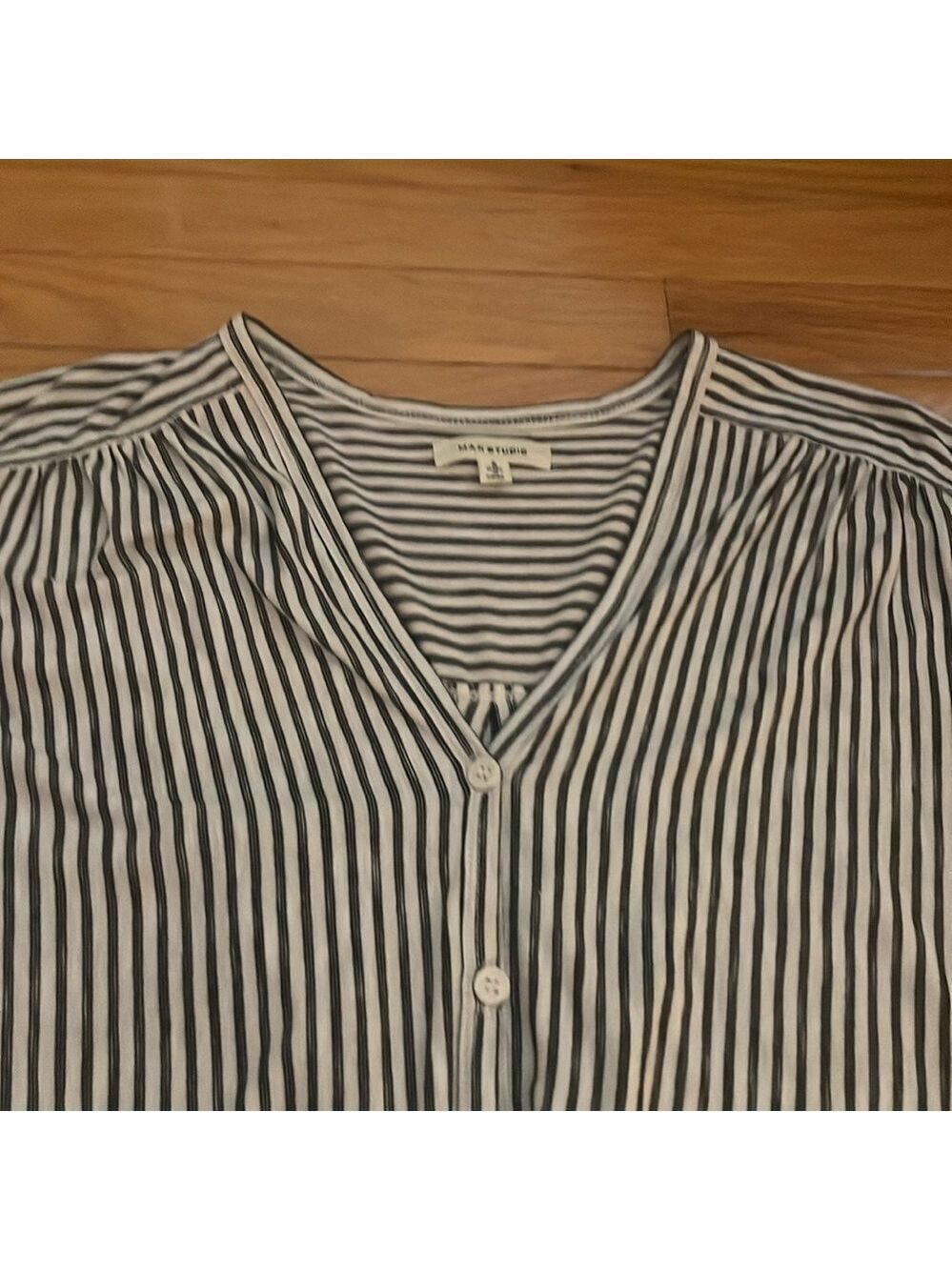 Max Studio Women's Top - Picture 3 of 6